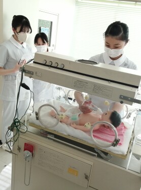 看護学科2年生 『命をはぐくむひとへの看護プロセス』の授業