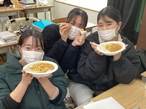 必ずうカレー & おつカレー